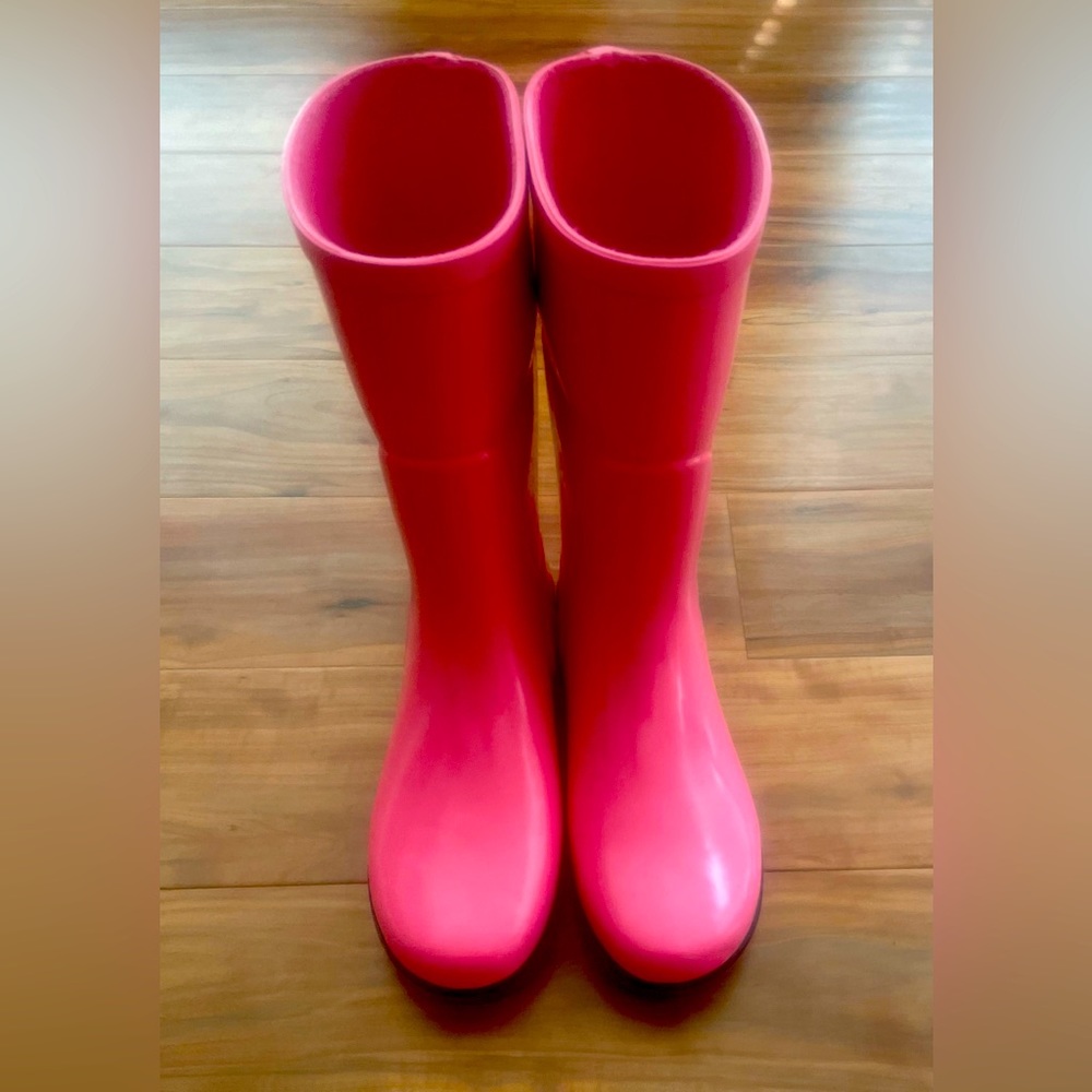 Gently worn Women’s Pink Columbia Rubber Rain Boots